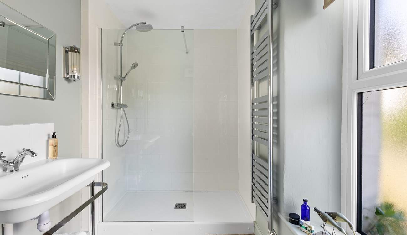 A lovely large shower for a refreshing start to the day.