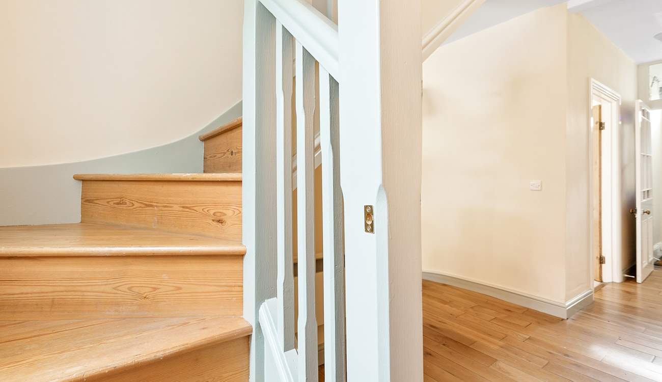 The staircase to the first floor.