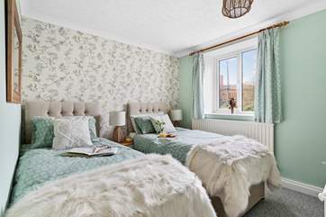 Bedroom 2 can either be made up as a super-king size double or twins giving you the flexibility to choose.