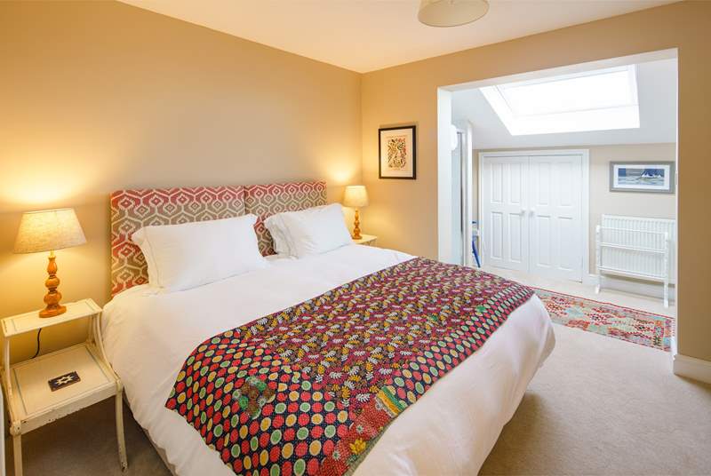 This gorgeous double bedroom room (4) with super-king bed has an adjoining twin bedroom (5) .