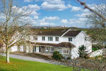 Fabulous Landsker House has breathtaking views of the Gower peninsula and the gorgeous historic town of Tenby in the distance.