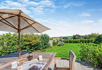 Perfect spot for breakfast or dinner al fresco under the stars.