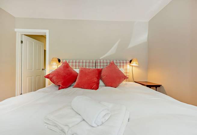 Ground floor double room with superking bed. The bathroom is just next door, with bath and separate shower. 
