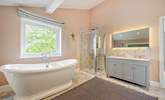 Beautiful bathroom shared with bedrooms 6 and 7. - Thumbnail Image