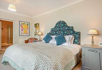 The stylish main en suite bedroom with far reaching sea views. Take breakfast on your private balcony. Bliss. 