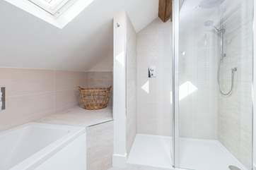 Bedroom 4 en suite also has a large shower cubicle.