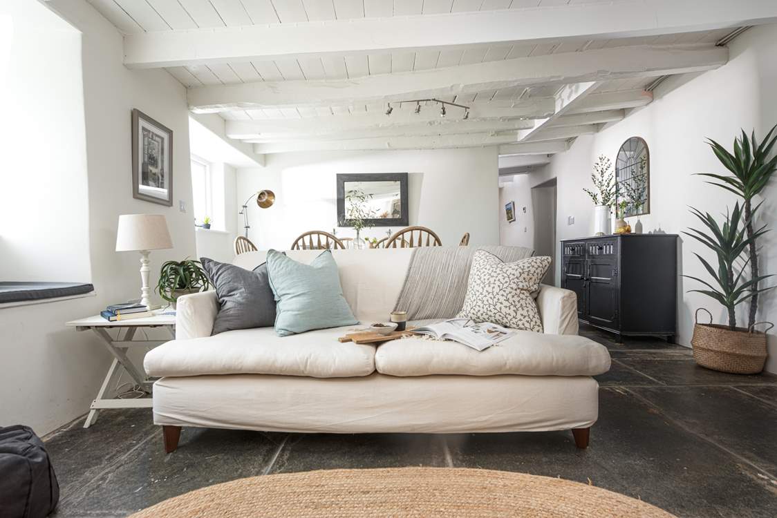 The living/dining-room is so relaxing.
