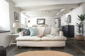The living/dining-room is so relaxing