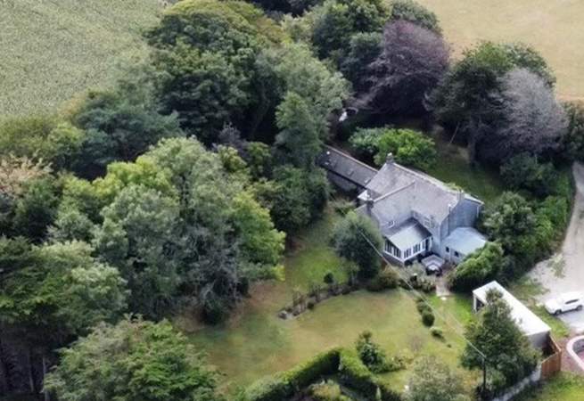 Southleigh House nestled in the glorious Cornish countryside.