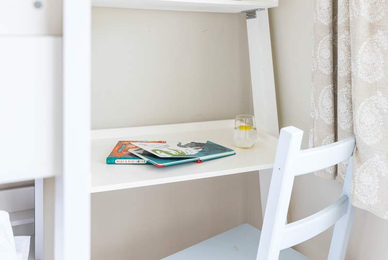 And there's even a cute desk for some holiday reading.