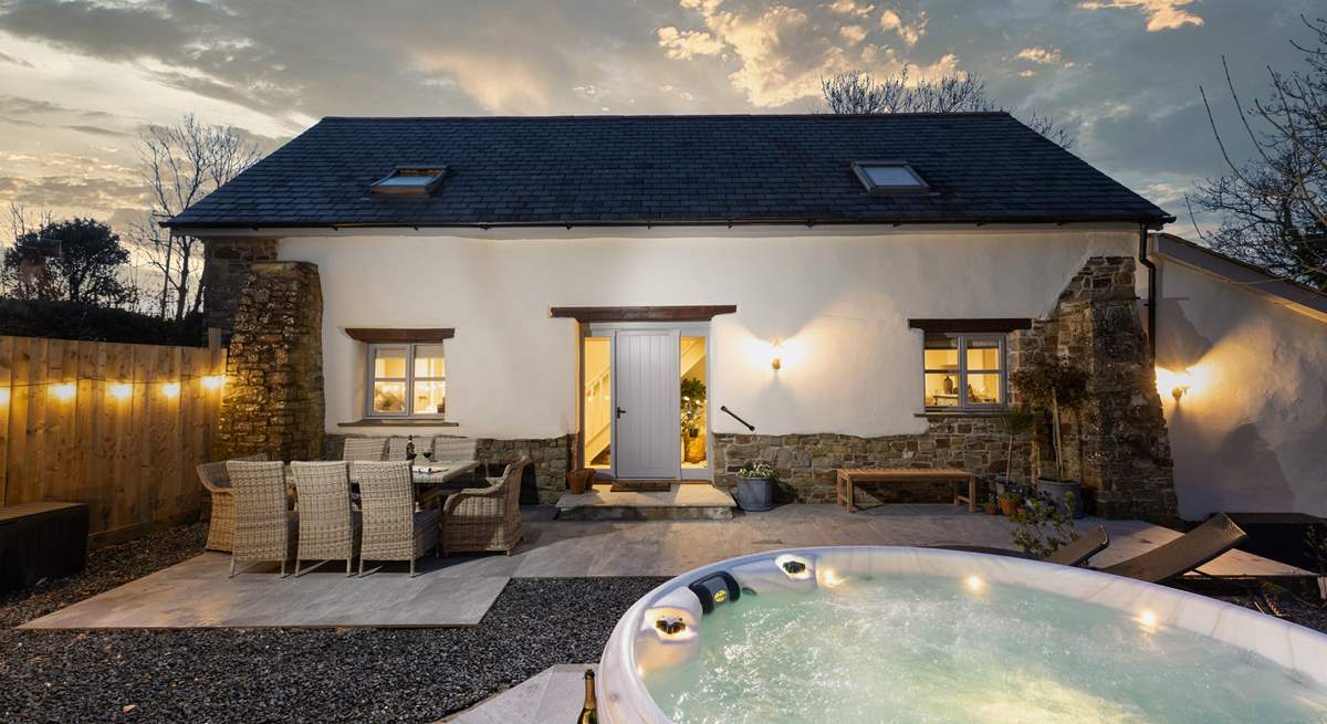 Enjoy the blissful hot tub as the light fades. 