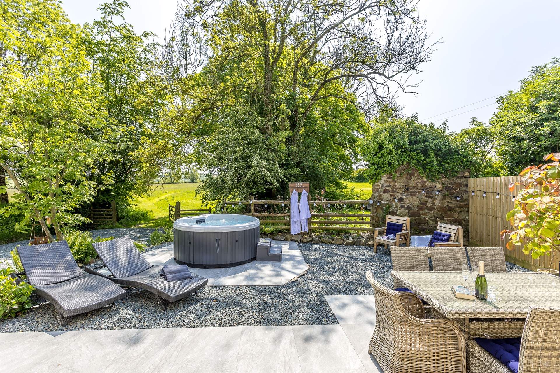 The glorious garden.