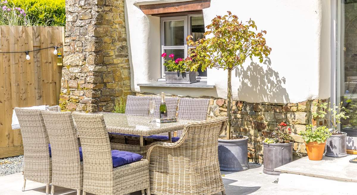 A lovely spot for al fresco suppers and evening drinks.