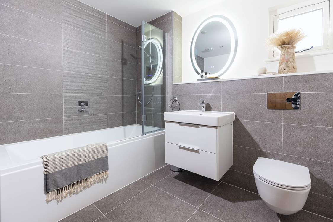 The family bathroom on the first floor.