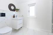 The en suite shower-room.