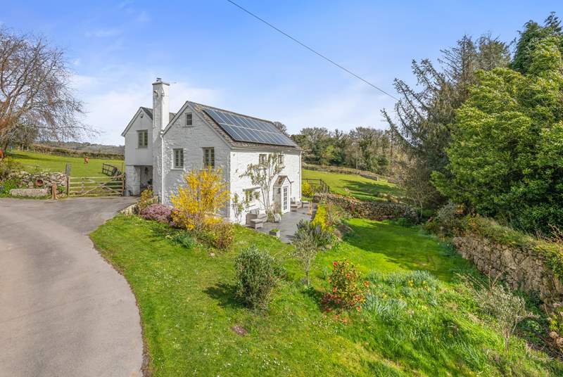 Higher Hisley Cottage is surrounded by beautiful countryside.