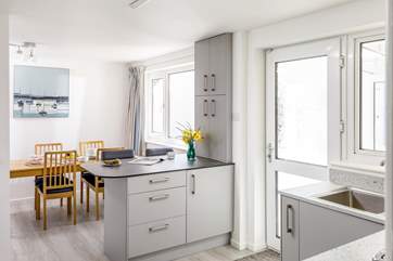 Sociable dining where guests can sit and chat with the chef.