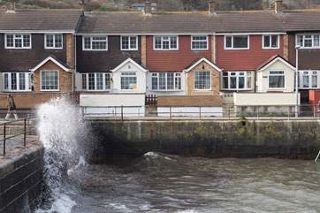 Penvean overlooks picturesque Portreath harbour. You can watch the waves crashing in the harbour from the comfort of your cosy cottage.