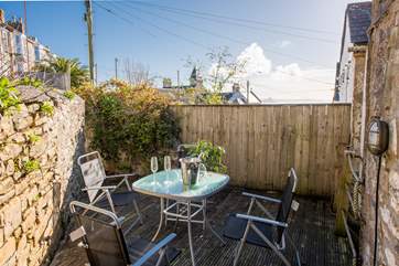 Catch the sun on the deck and enjoy al fresco dining.