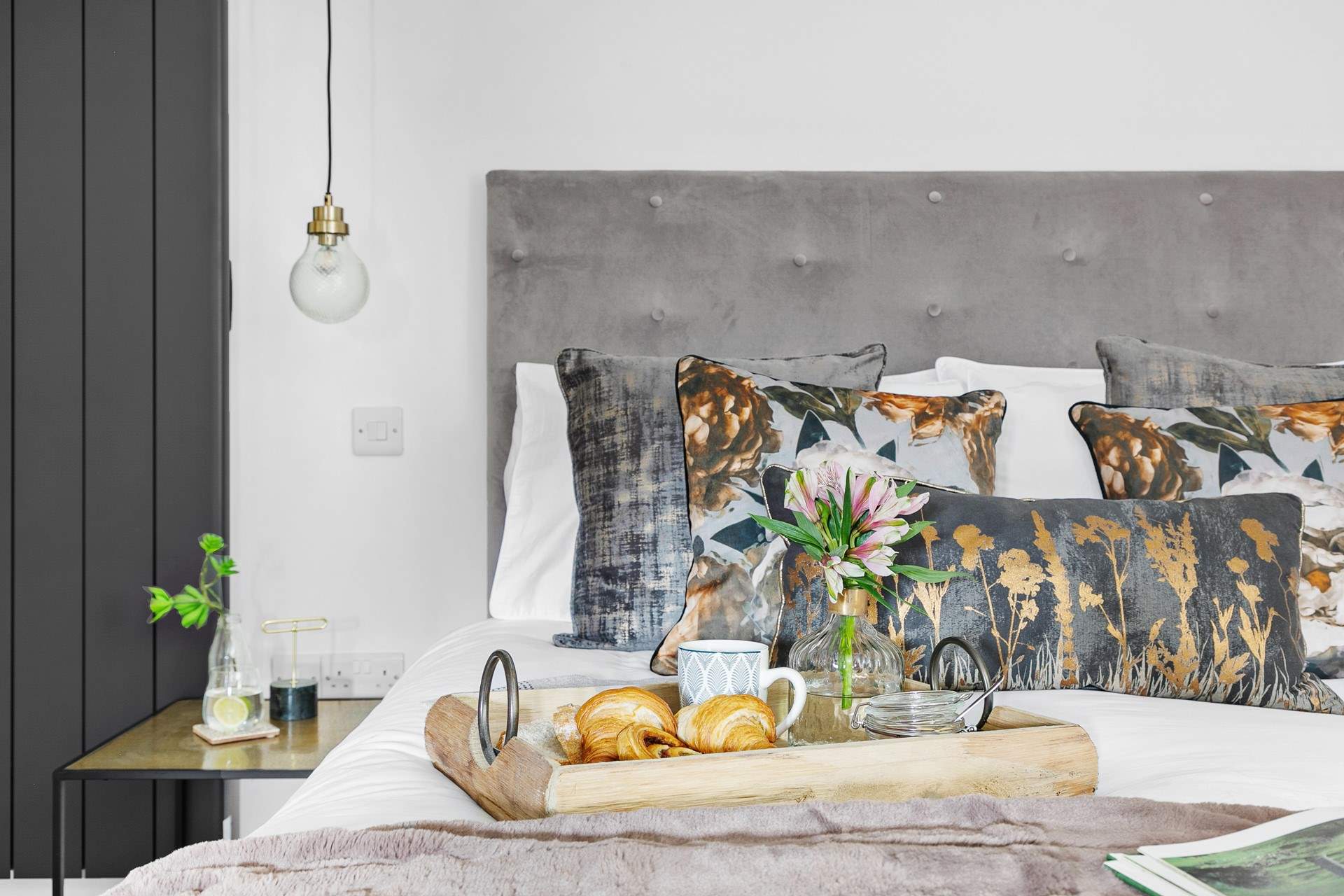 A lazy breakfast and a relaxed start to the day.