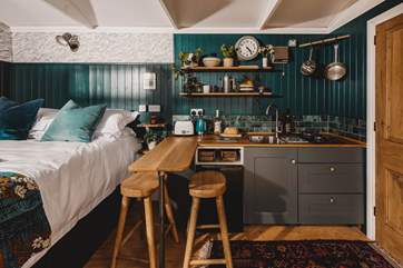 The warm tones create the most inviting space for a romantic breakaway.