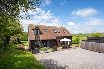Welcome to the wonderfully secluded Nine Acres Barn.