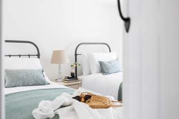 Oh so pretty bedroom 3.