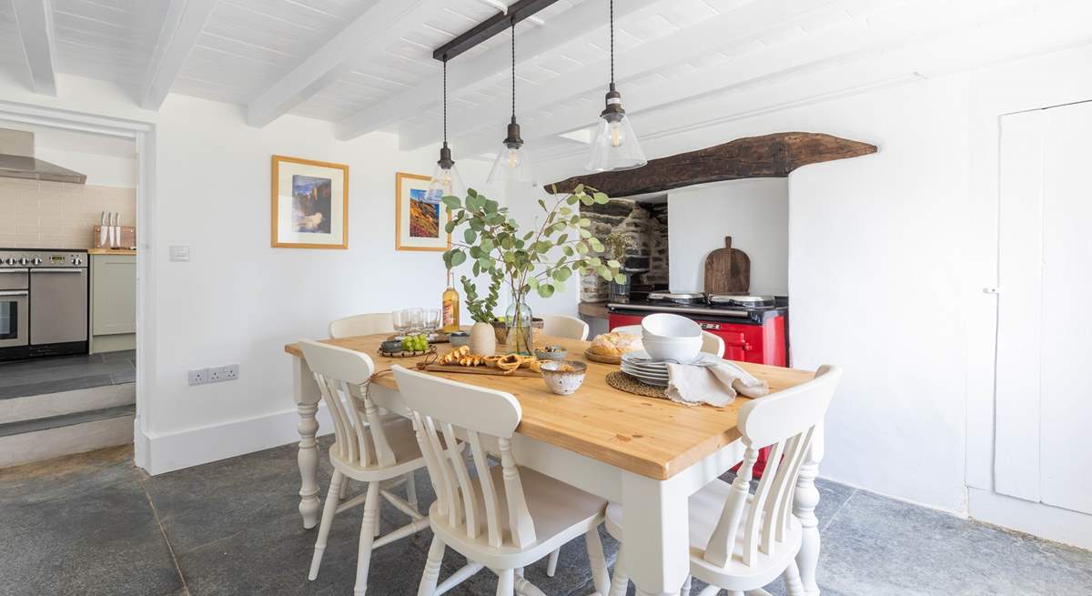 The dining-room has a gorgeous electric Aga.