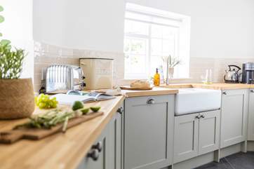 Buy the freshest of Cornish produce from roadside stalls and farm shops.