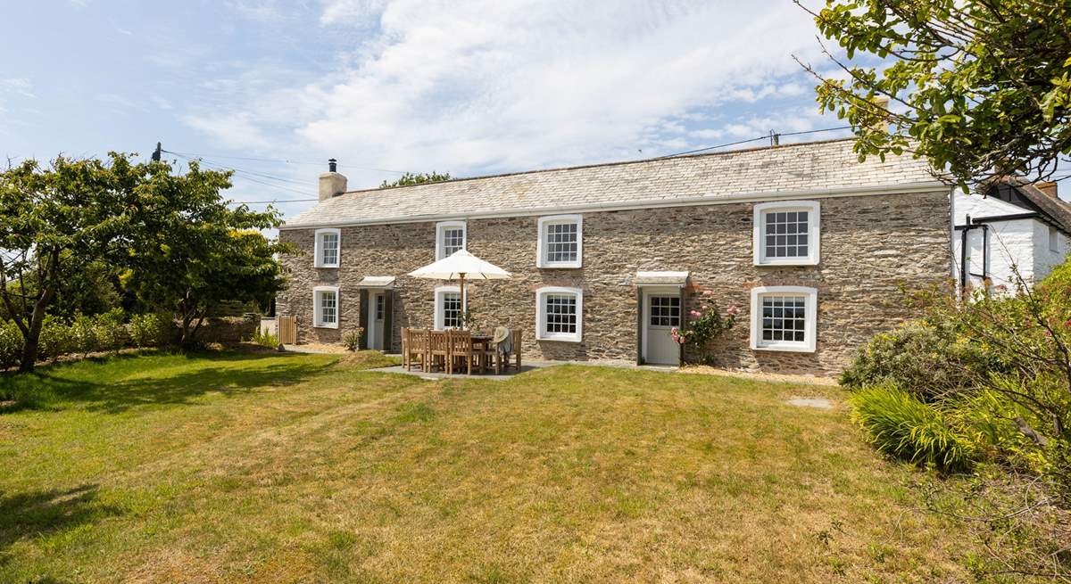 Oodles of space on the front lawn for the children and dogs to let off steam.