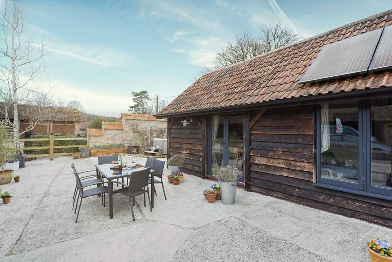 Your rural Dorset escape, complete with hot tub. 