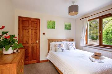 Enjoy long lazy mornings in bed at Ashwood (Bedroom 2).
