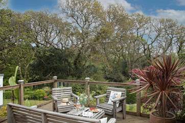 Enjoy this secret spot with your favourite people.