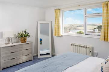 Both the double bedrooms have 'zip and link' beds giving you the flexibility to choose between twin or double beds.