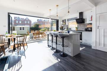 Throw open the bi-fold doors and let the outside in to the fabulous kitchen/diner.