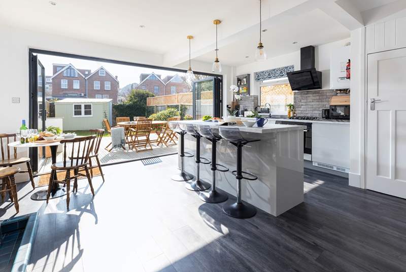 Throw open the bi-fold doors and let the outside in to the fabulous kitchen/diner.
