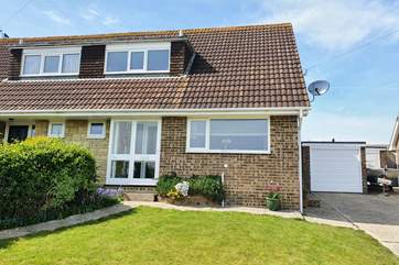 Sunnyside offers easy ample parking adjacent to the house.