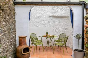Enjoy the Mediterranean vibe of the courtyard.