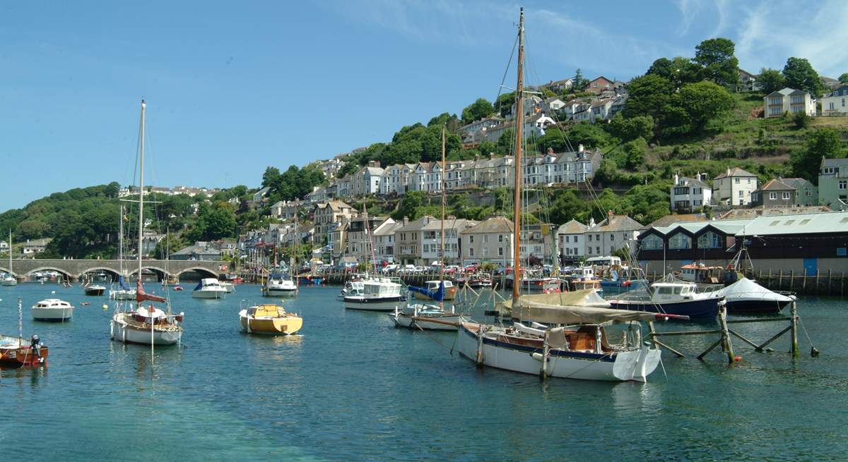 Pretty Looe. You can take a glass-bottomed boat trip from here to nearby Looe Island.