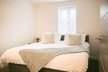 This gorgeous bedroom can be set up as a super-king bed...