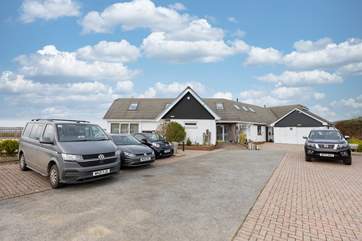 Welcome to Sea Lights, ready to start an amazing holiday. There is private parking for three cars available.