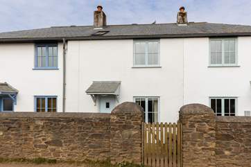 Welcome to your gorgeous holiday abode, 3 Pickwick Cottages.