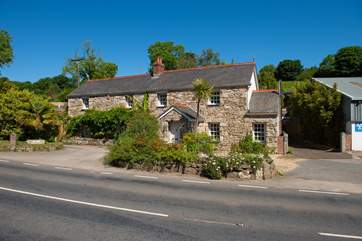 Next door to Beryas Cottage is a garage specialising in renovating and customising Land Rovers - you can just see the garage to the right of the property - making it an ideal choice for any Land Rover enthusiasts!