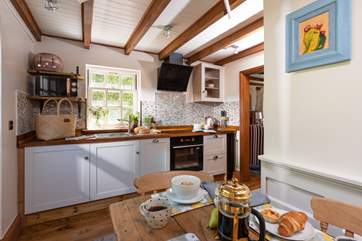 The lovely kitchen.