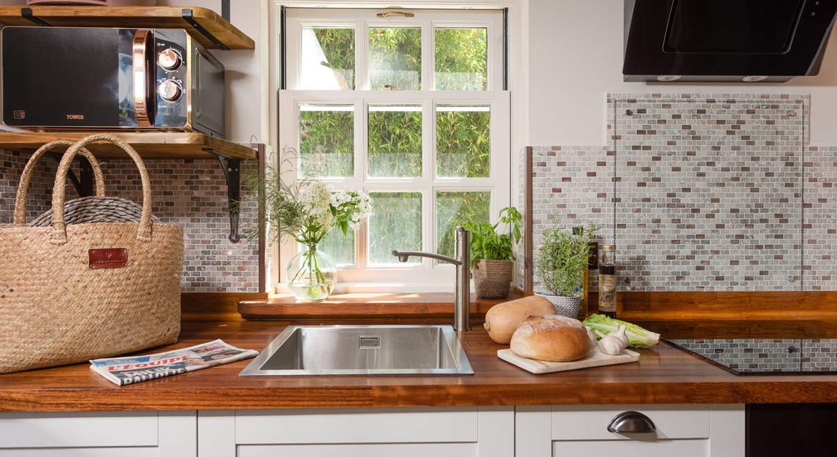 Prepare a feast in the beautiful kitchen.