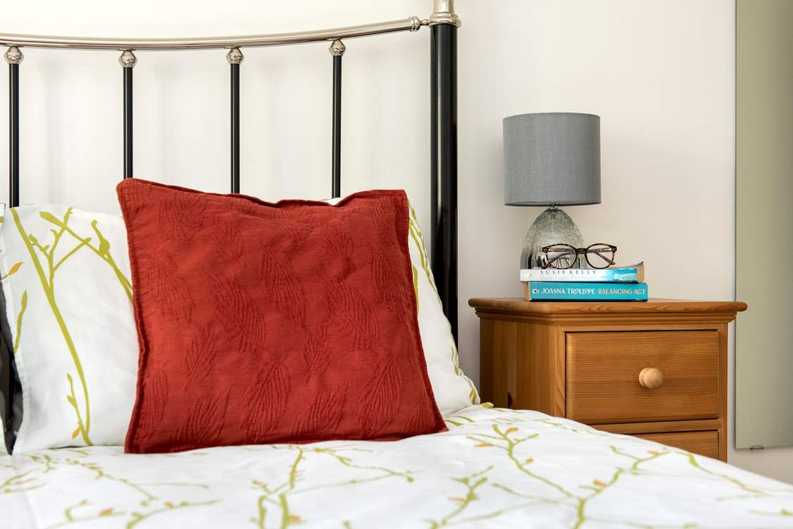 You'll be guaranteed a good sleep on this wonderful bed.