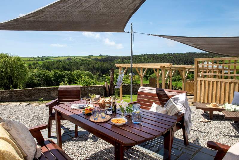 Take in the views while enjoying a spot of al fresco dining.