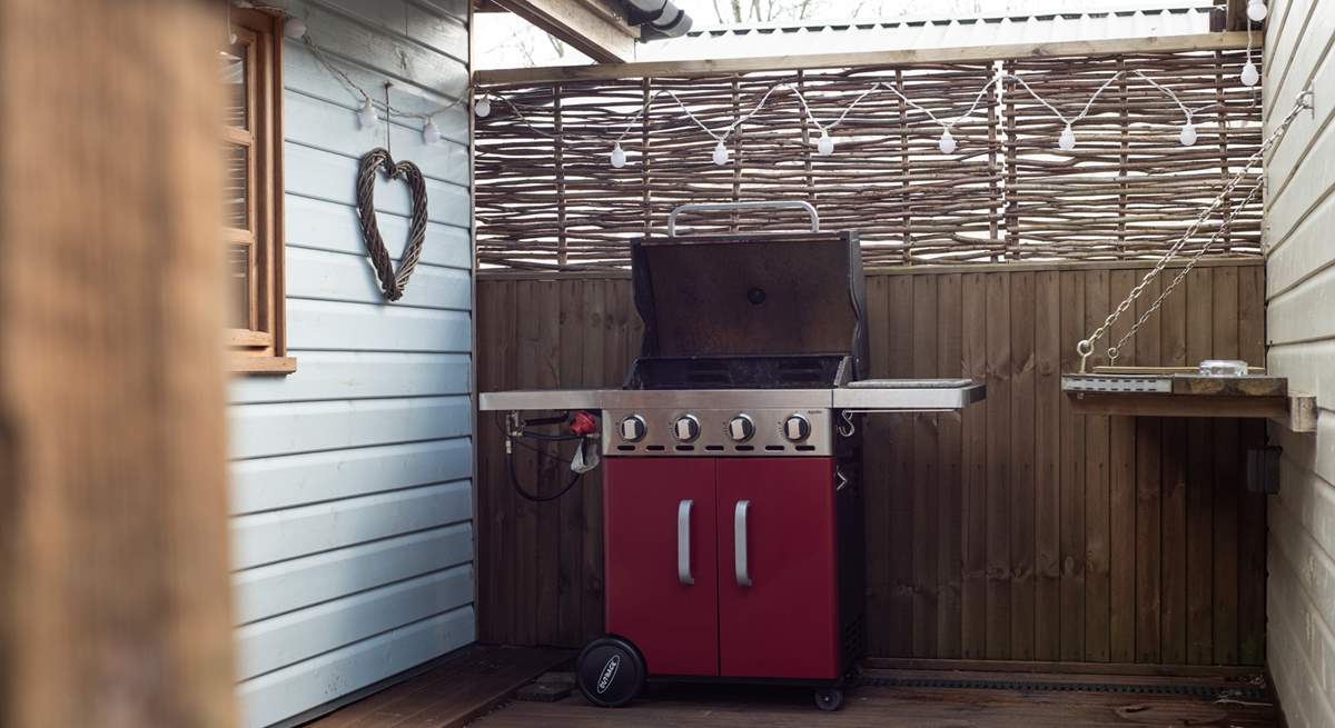 Fire up the barbecue and enjoy al fresco dining.