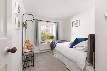 The lovely single bedroom
