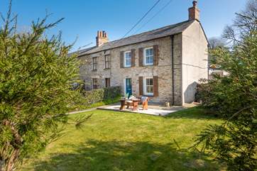 Welcome to Coastal Pearl - a real gem of a cottage!